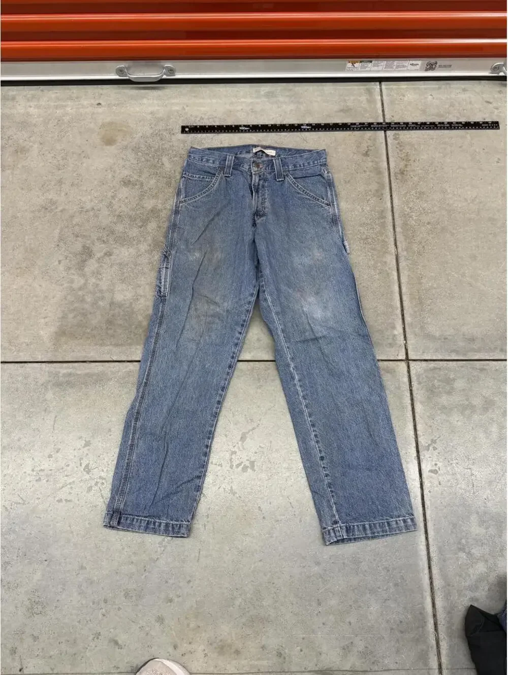 vintage levis faded blue relaxed baggy fit carpenter jeans size 30 x 32